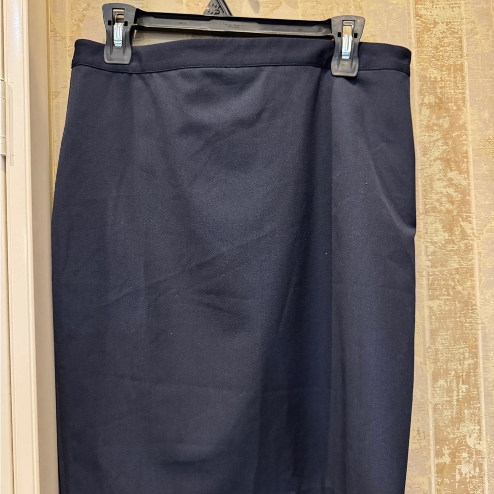 NYDJ Navy Blue pencil skirt size 8 petite BNWT